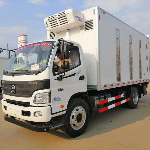 歐馬可4.2米多功能畜禽運(yùn)輸車與起吊車 廠家報(bào)價(jià)與功能解析